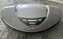 Radiomagnetofon z CD, Panasonic Cobra