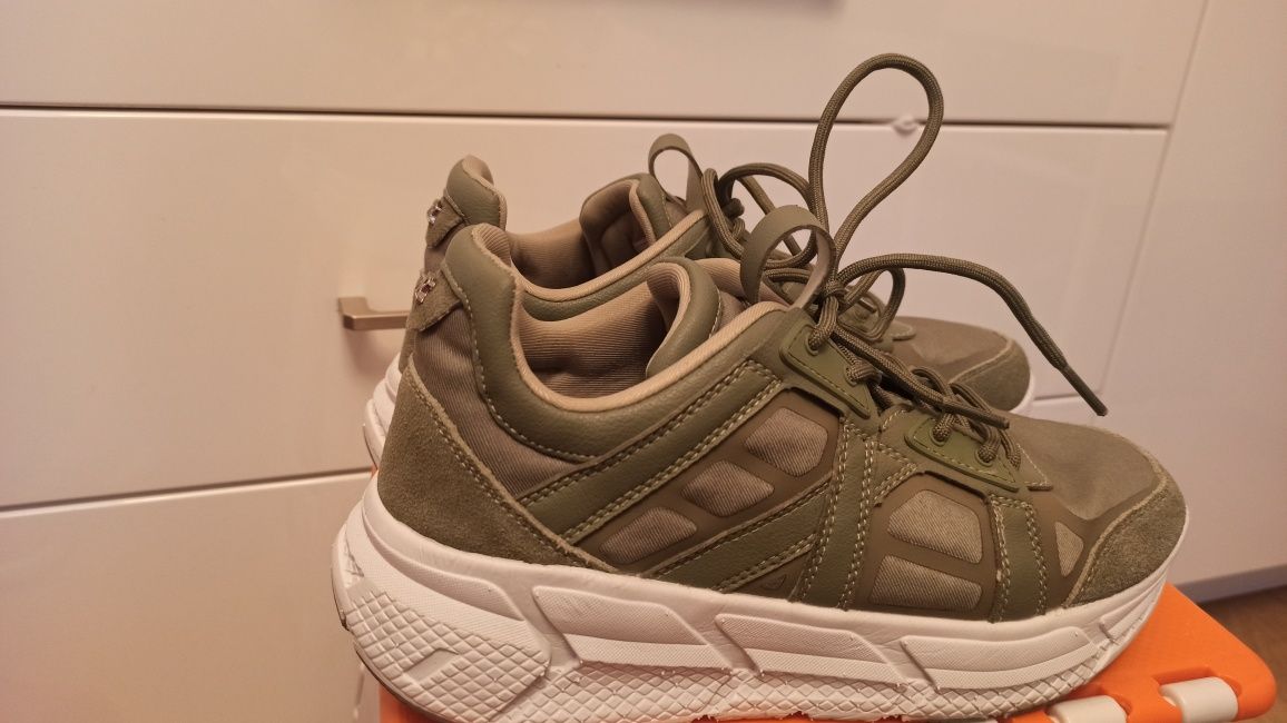 Buty sportowe Roberto Rosso