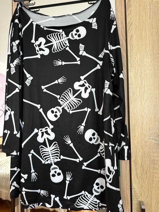 Наряди на Хелловін. Жилети в асортименті, пошиття, Шкільний піджак