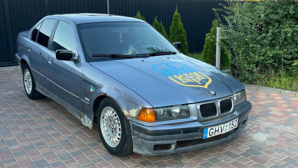 Bmw e36 1.8 avtomat на ходу