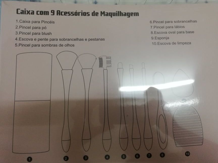 Conjunto de 9 acessórios de maquilhagem