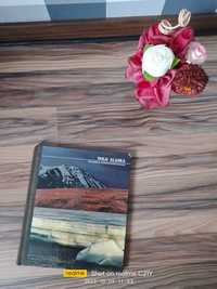 Książka Wild Alaska w języku angielskim