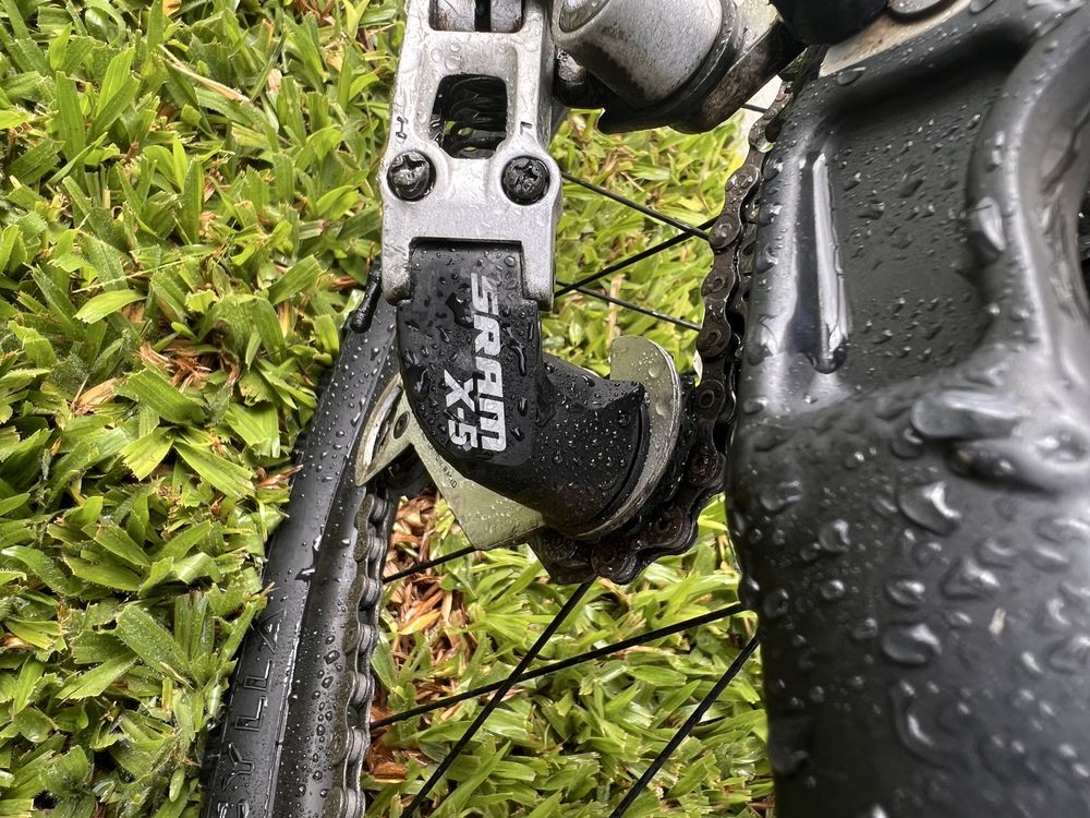 Mongoose Otero Super – Suspensão Total – Tamanho L – Excelente Estado