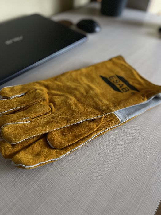 Рукавиці зварювальні!