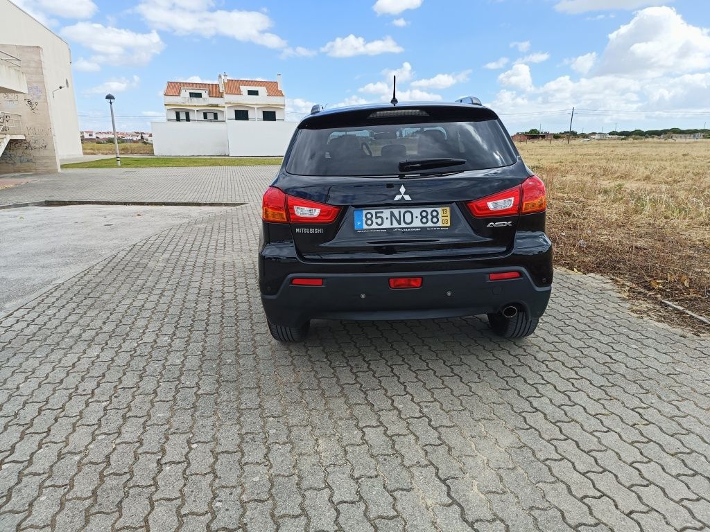 Mitsubishi asx 2013