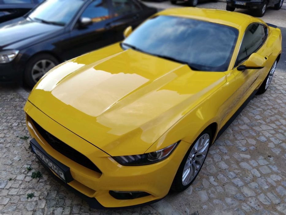 Ford Mustang 2.3 ecoboost como novo