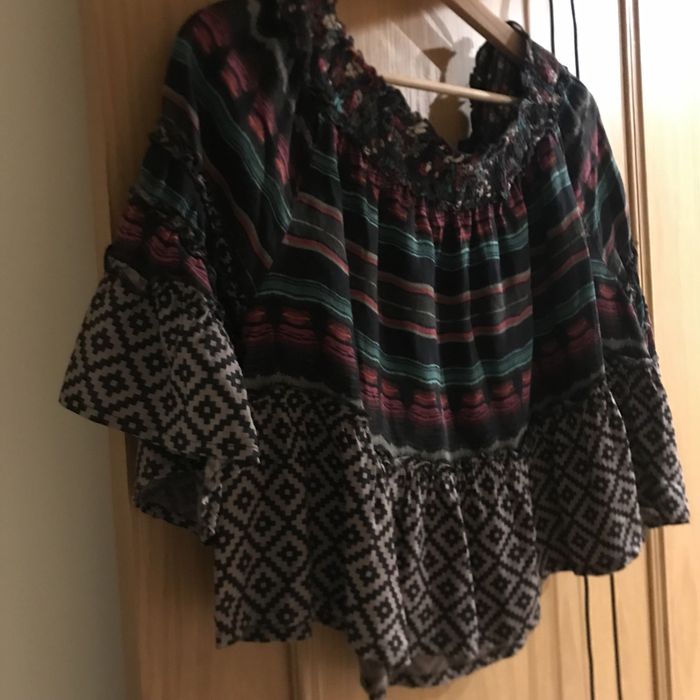 Varias peças algumas de marca