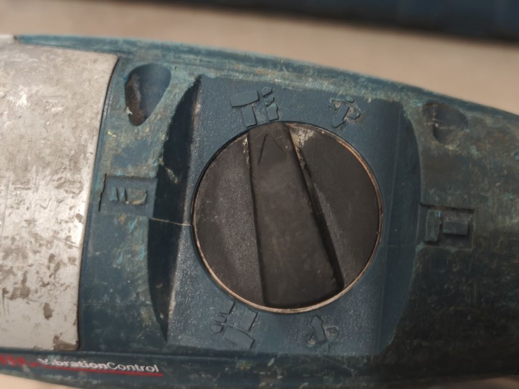 Młotowiertarka Bosch Profesional GBG - 432 DFR  900 W