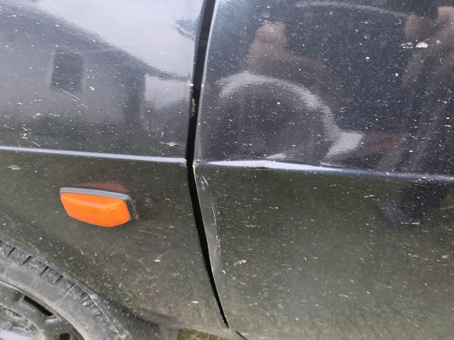 21099. Робоча конячка кому не на красу а для роботи