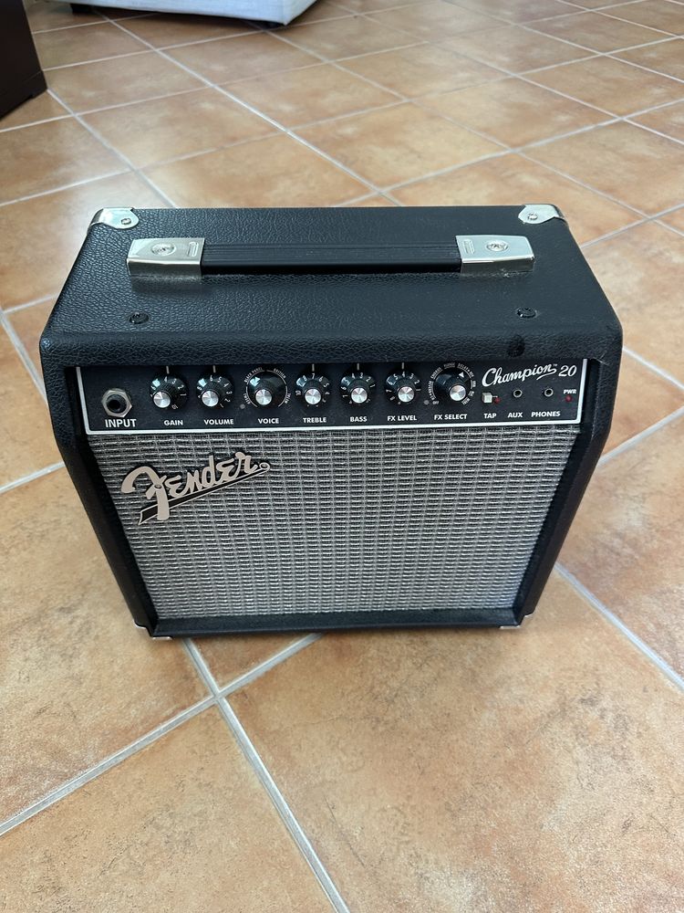 Amplificador Fender Champion 20