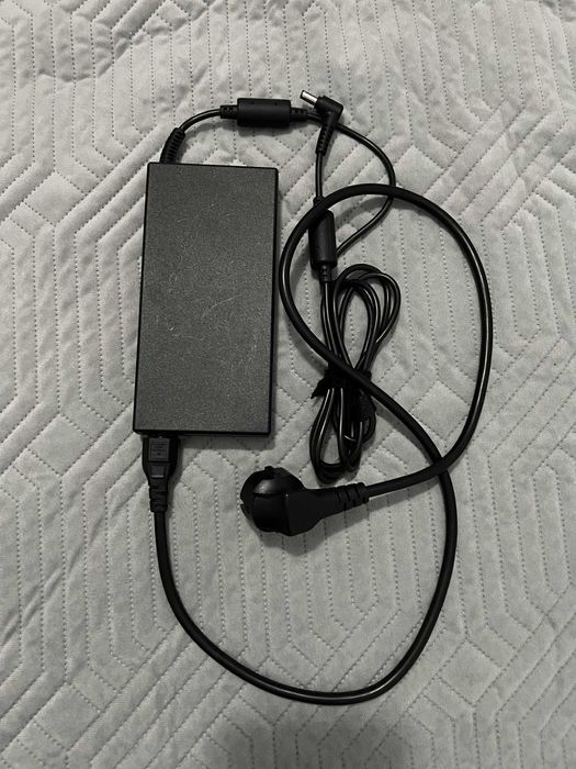 Portátil MSI GF65 Thin 10SER  Gaming/Edição/Inteligência Artificial