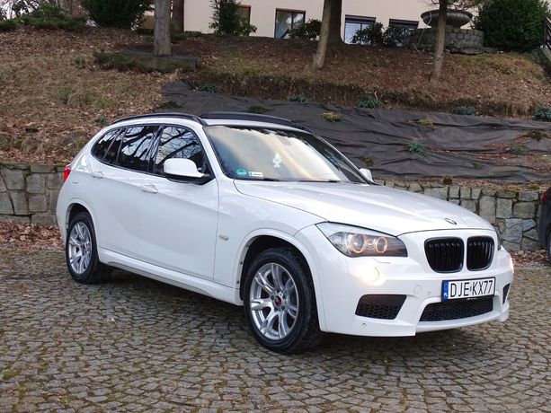 BMW X1 M-Pakiet X- DRIVE 4X4 Piekny Stan ,Alcantara ,Panorama, Navi , Xenon