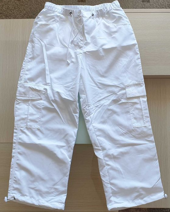 Spodnie rybaczki BonPrix białe 38