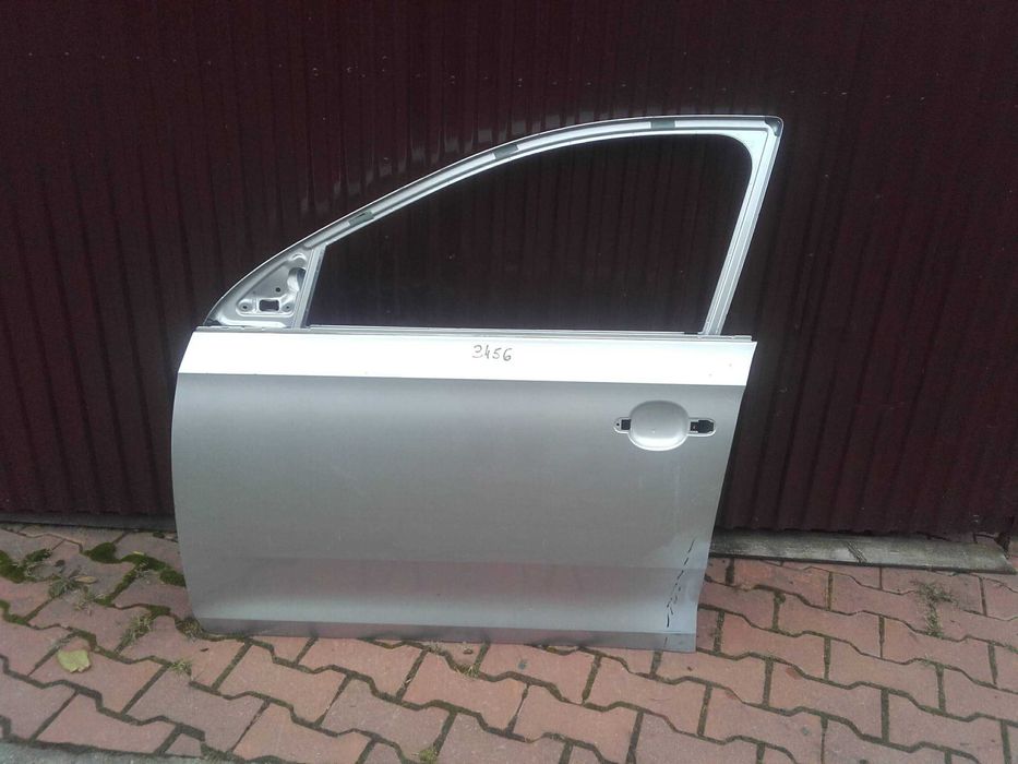 Drzwi przód lewe Skoda Rapid nr 3456