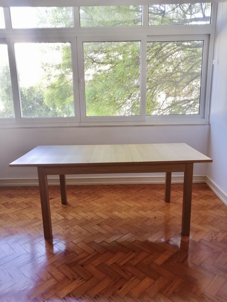 Mesa extensível BJURSTA