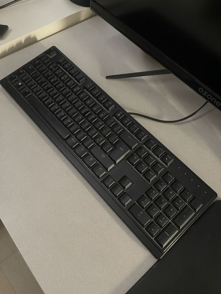 Teclado Razer ORNATA v3 C