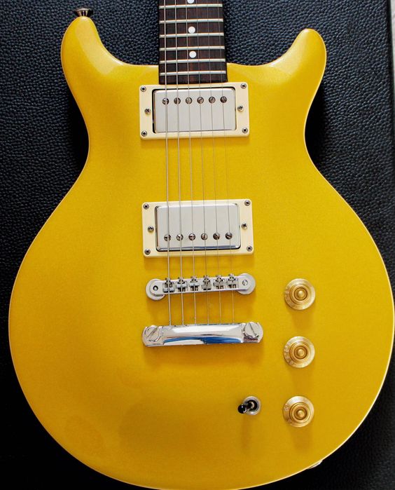 Guitarra Hammer Gold Top