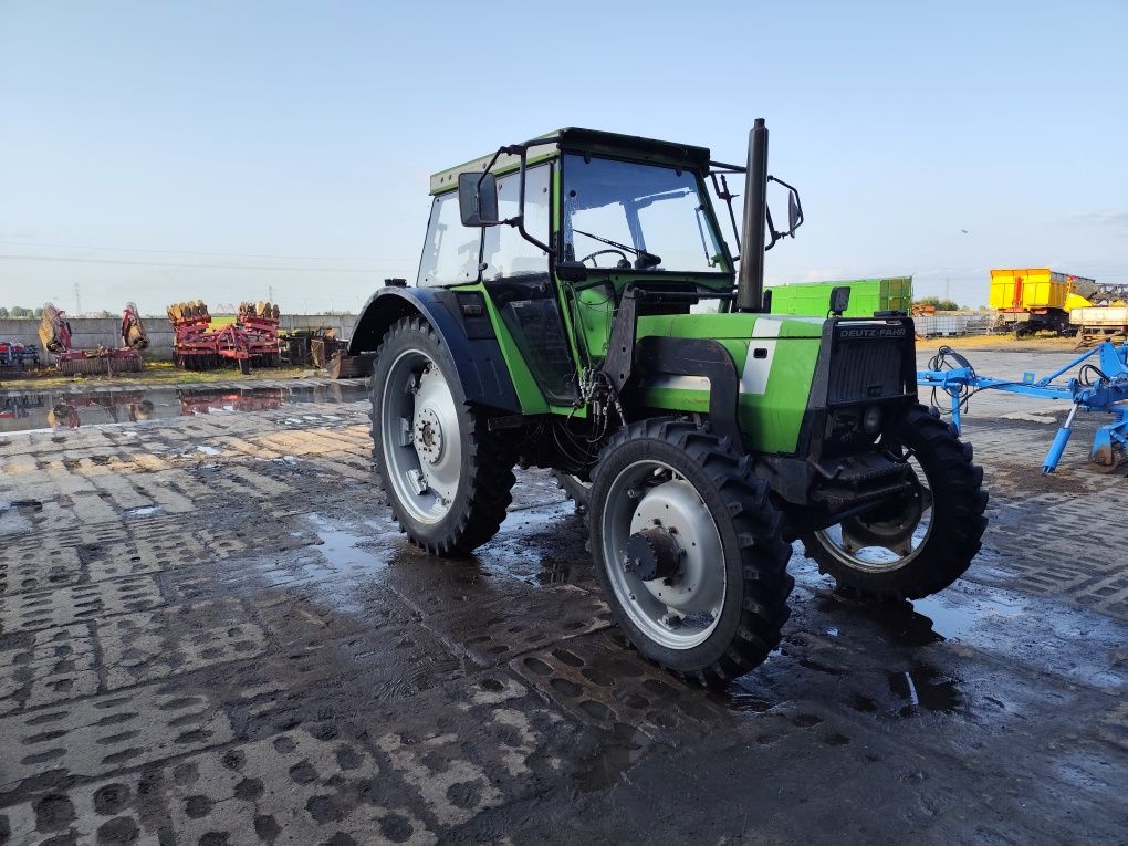 Deutz-Fahr DX90 na wąskich oponach