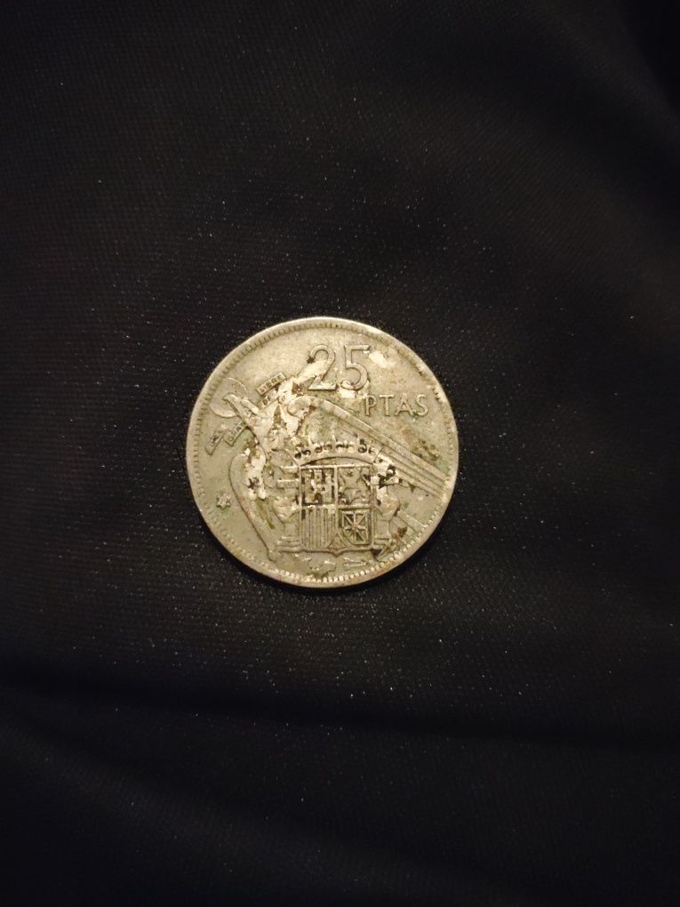 Moeda espanhola (25 pesetas) de 1957