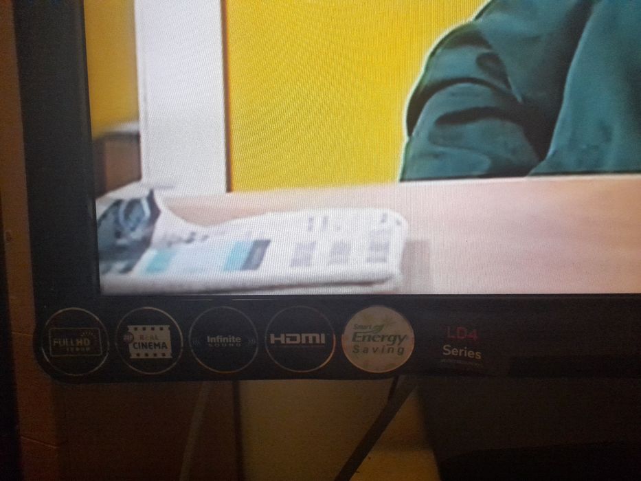 Vendo Tv lg de 42 polegadas