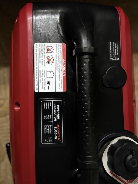 Інверторний генератор Honda EU30i 3.2 кВт