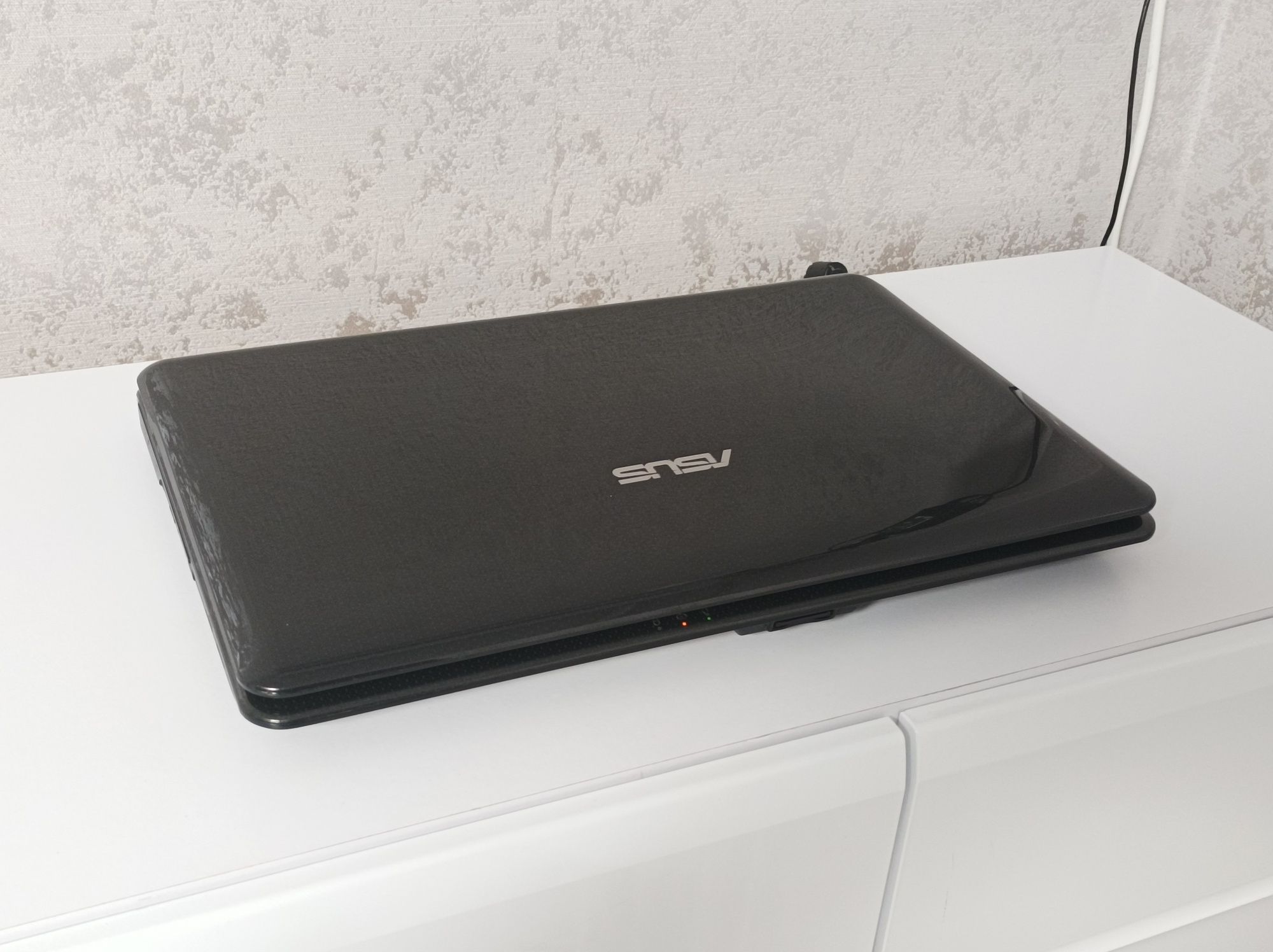 Ноутбук Asus k50IJ, 2ядра/ 4гб/320гб. робочий