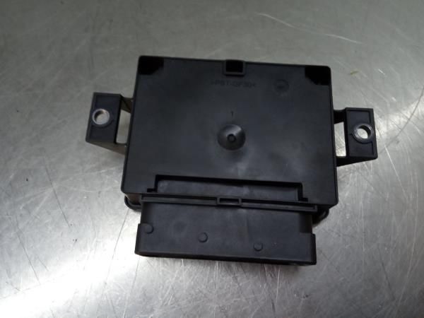 Módulo do travão auto / parque MERCEDES-BENZ Classe A (W176)