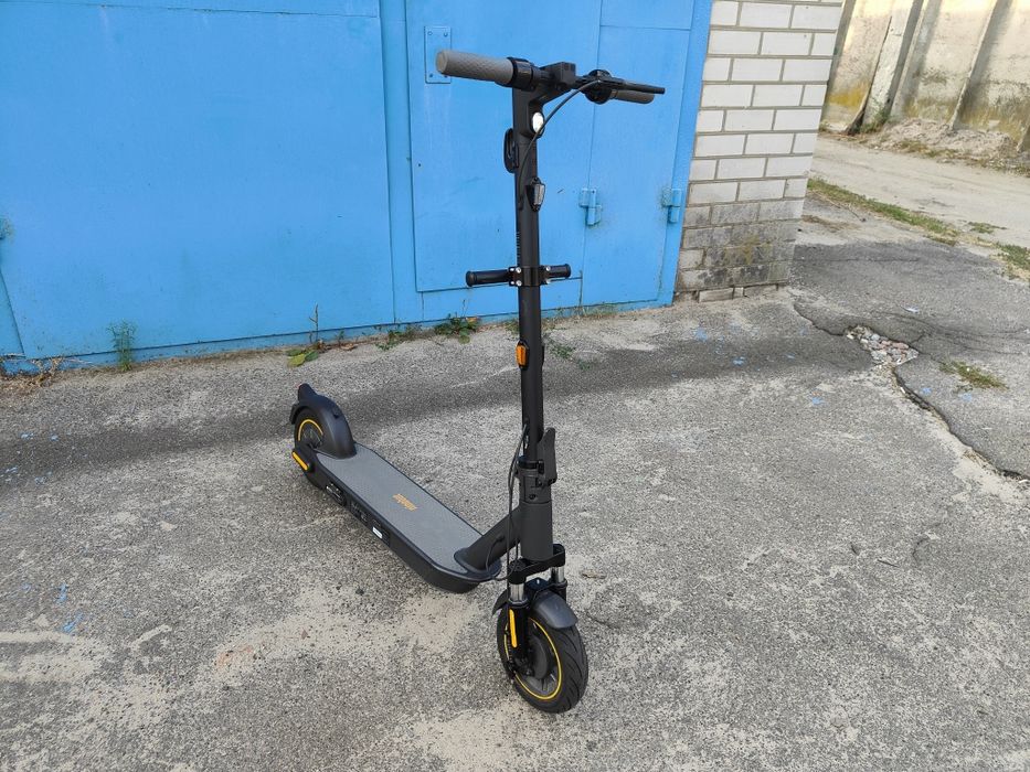 Електросамокат Ninebot KickScooter Max G30E II