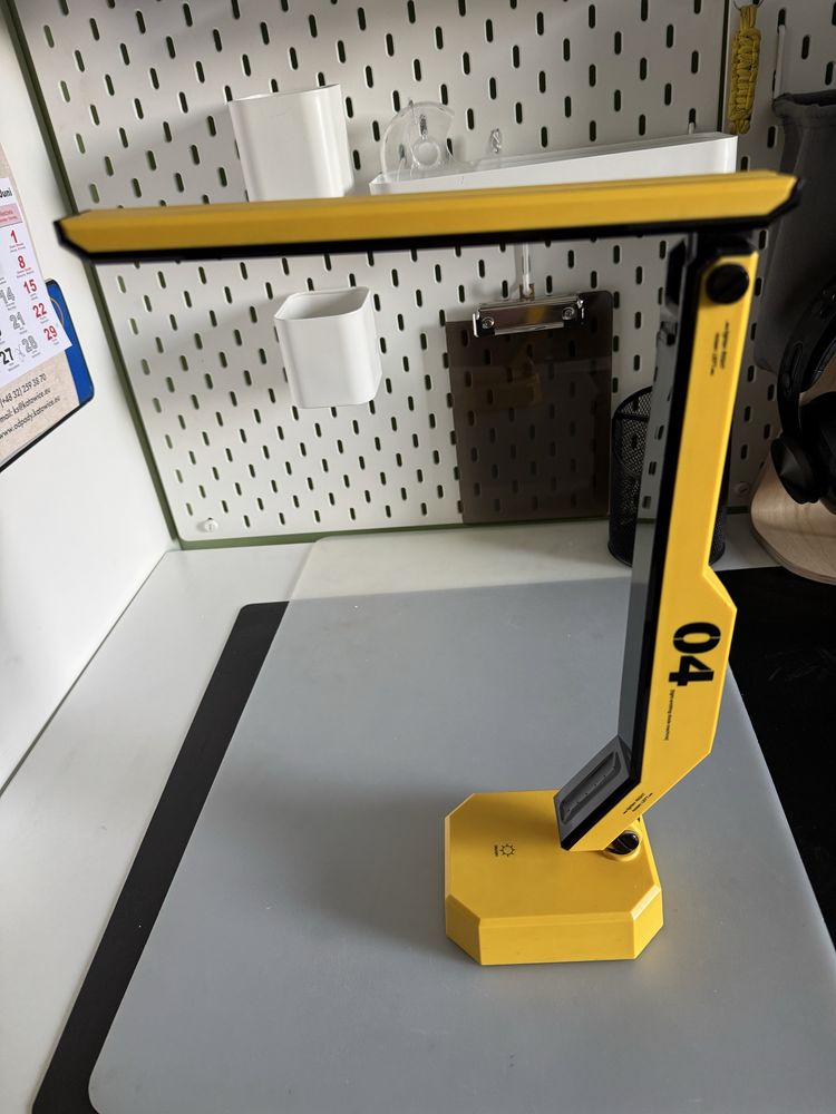 Lampka led bob nilsen na biurko szkolna do nauki