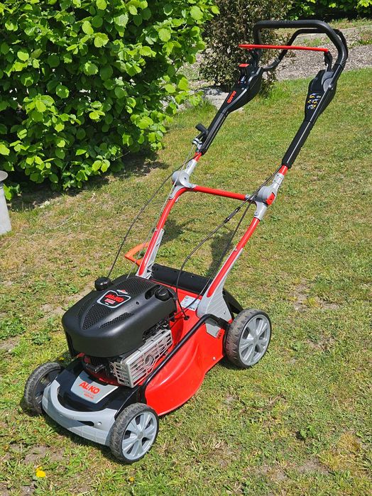 Kosiarka z napędem i reg. obrotow
AL-KO Powerline 4200 BR  (3w1)