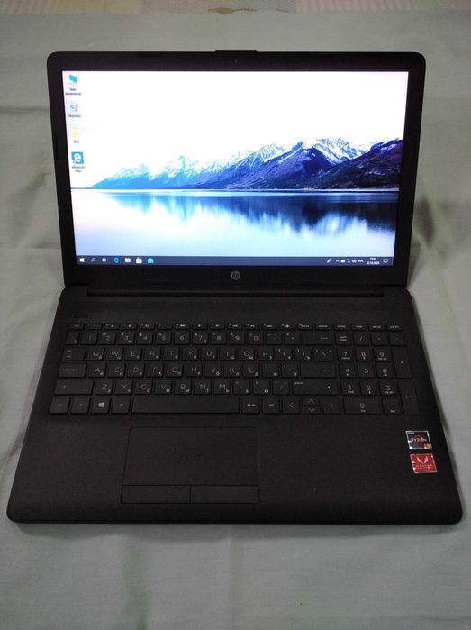 Геймерський HP 15" Ryzen 3 2200u Radeon Vega 3 4Gb 3 год.акб