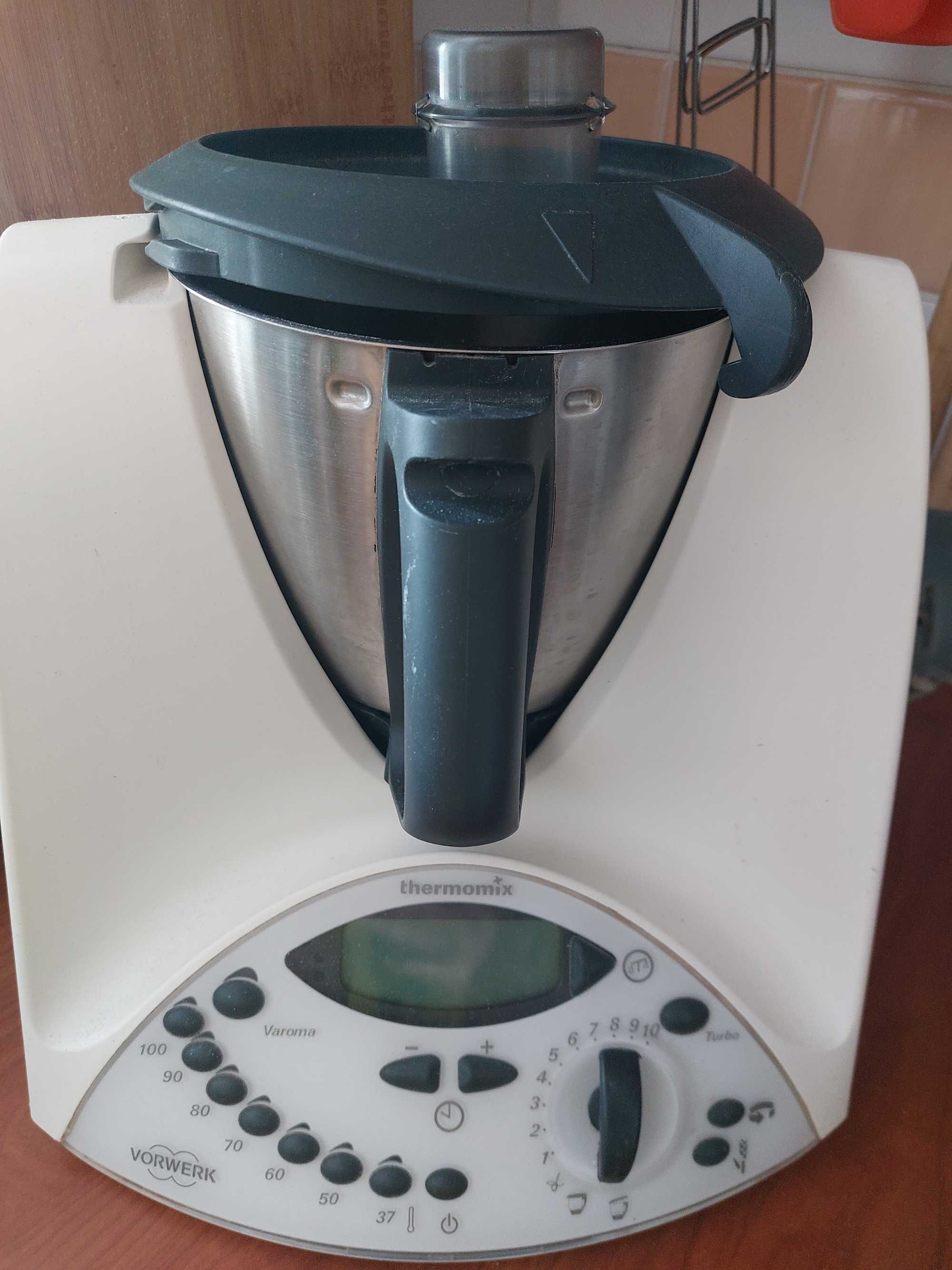 Super stan Sprzedam thermomix tm31 cały zestaw  plus 10 szt książek