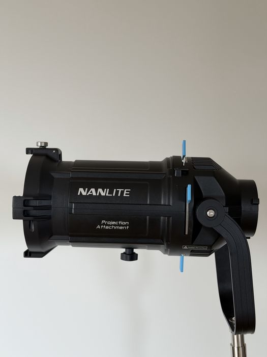 Projektor Nanlite PJ-BM-19 w/19°  mocowanie Bowens +gobo
