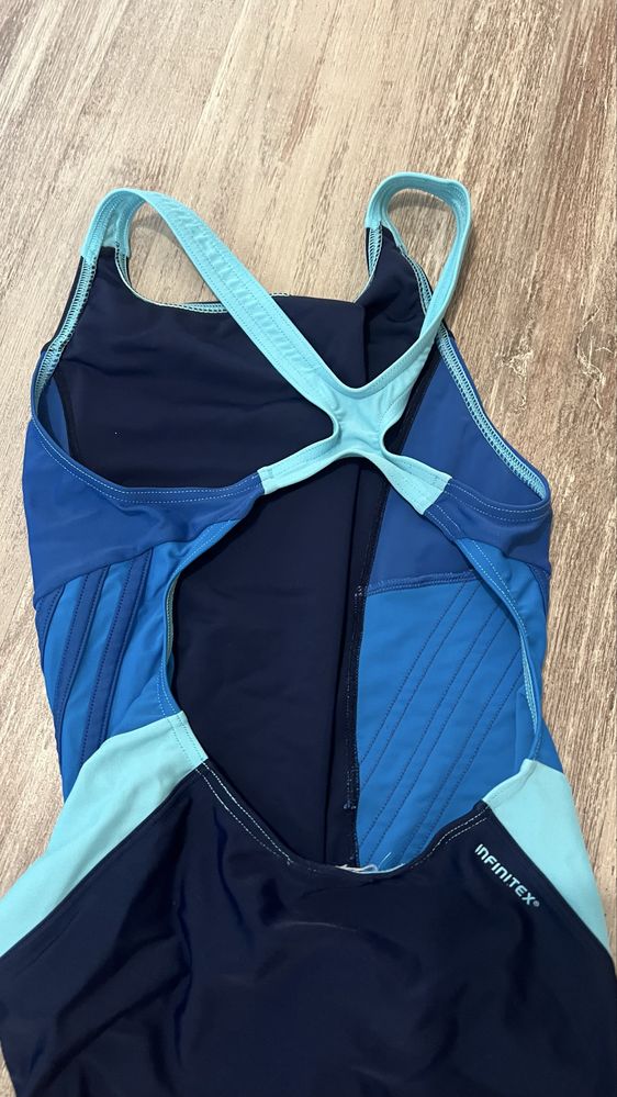 Kostium kąpielowy na basen dziewczynka Adidas 146 cm