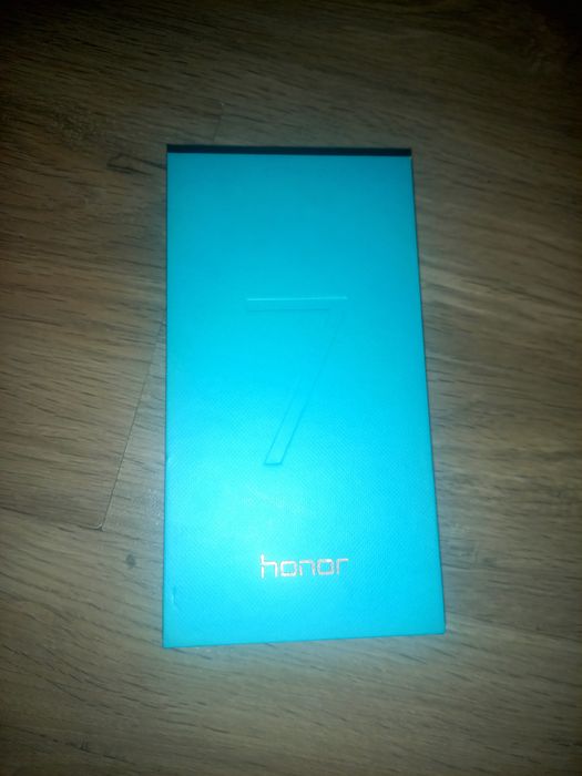 Телефон Honor  7