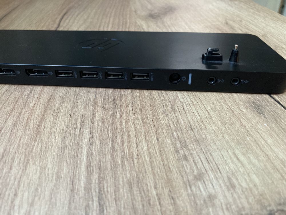 Stacja dokująca HP ultraslim wraz z zasilaczem
