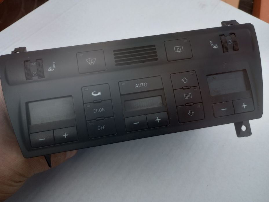 Audi A6 C5 a6C5 panel nawiewu 4B0 .820 043J