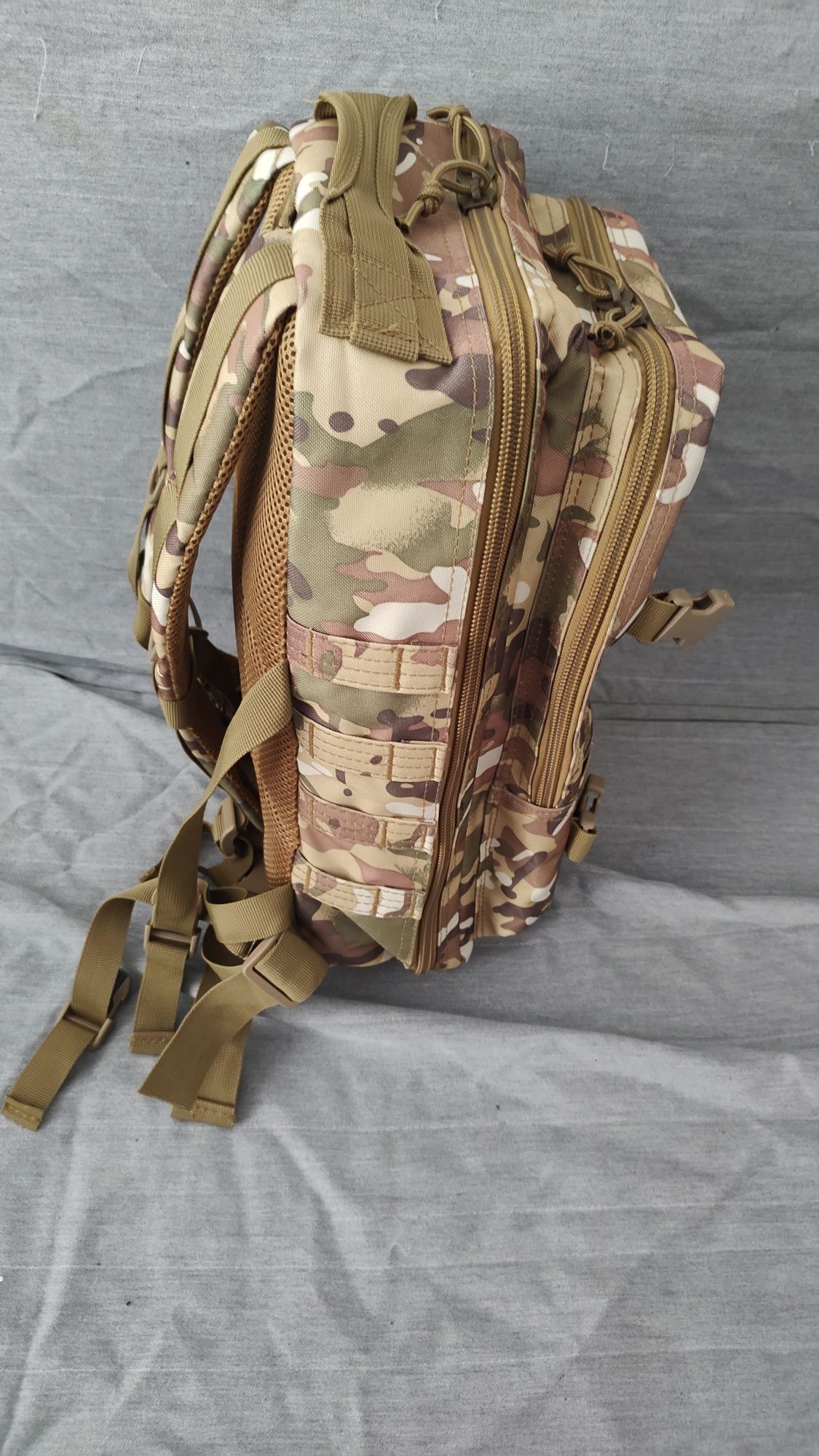 Plecak Highlander Forces Recon 20 l - Arid MC Camo