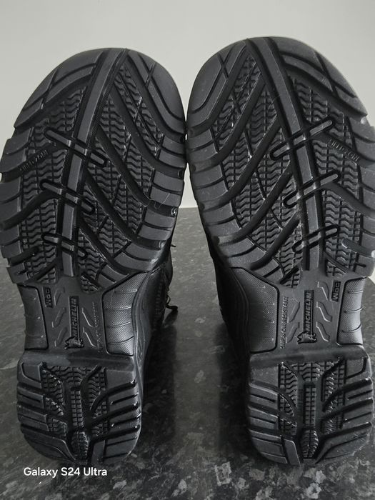 Bota táctica Magnum