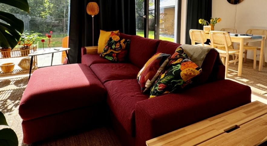 Sofa 3 osobowa nierozkladana z podnóżkiem