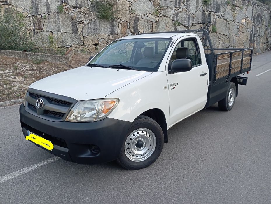 Toyota Hilux 2.5 d4d 3 lugares ano 2006