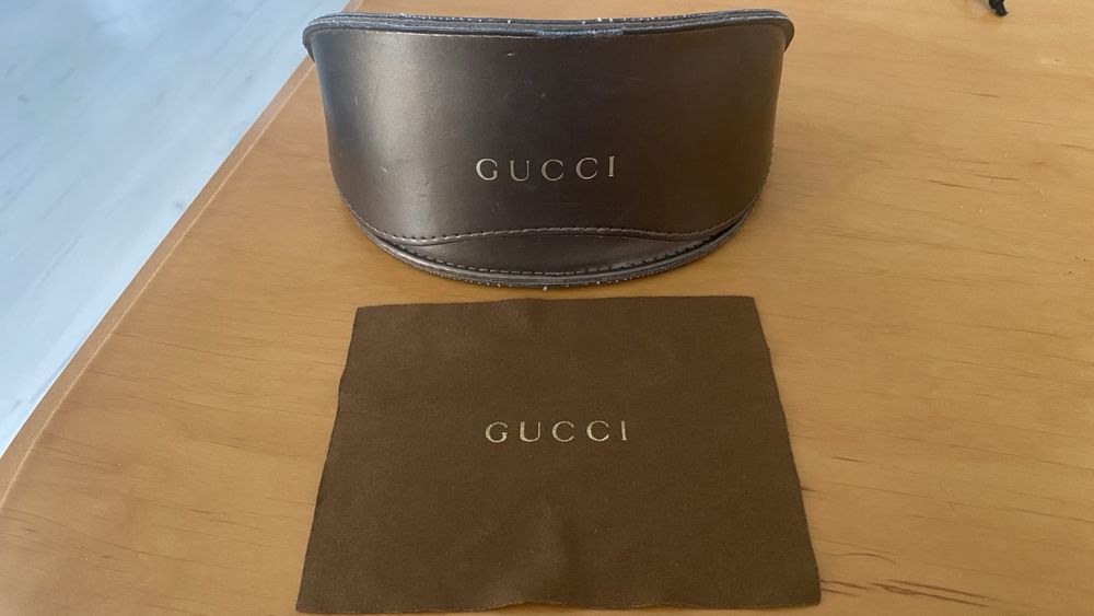 Oryginalne twarde etui na okulary Gucci