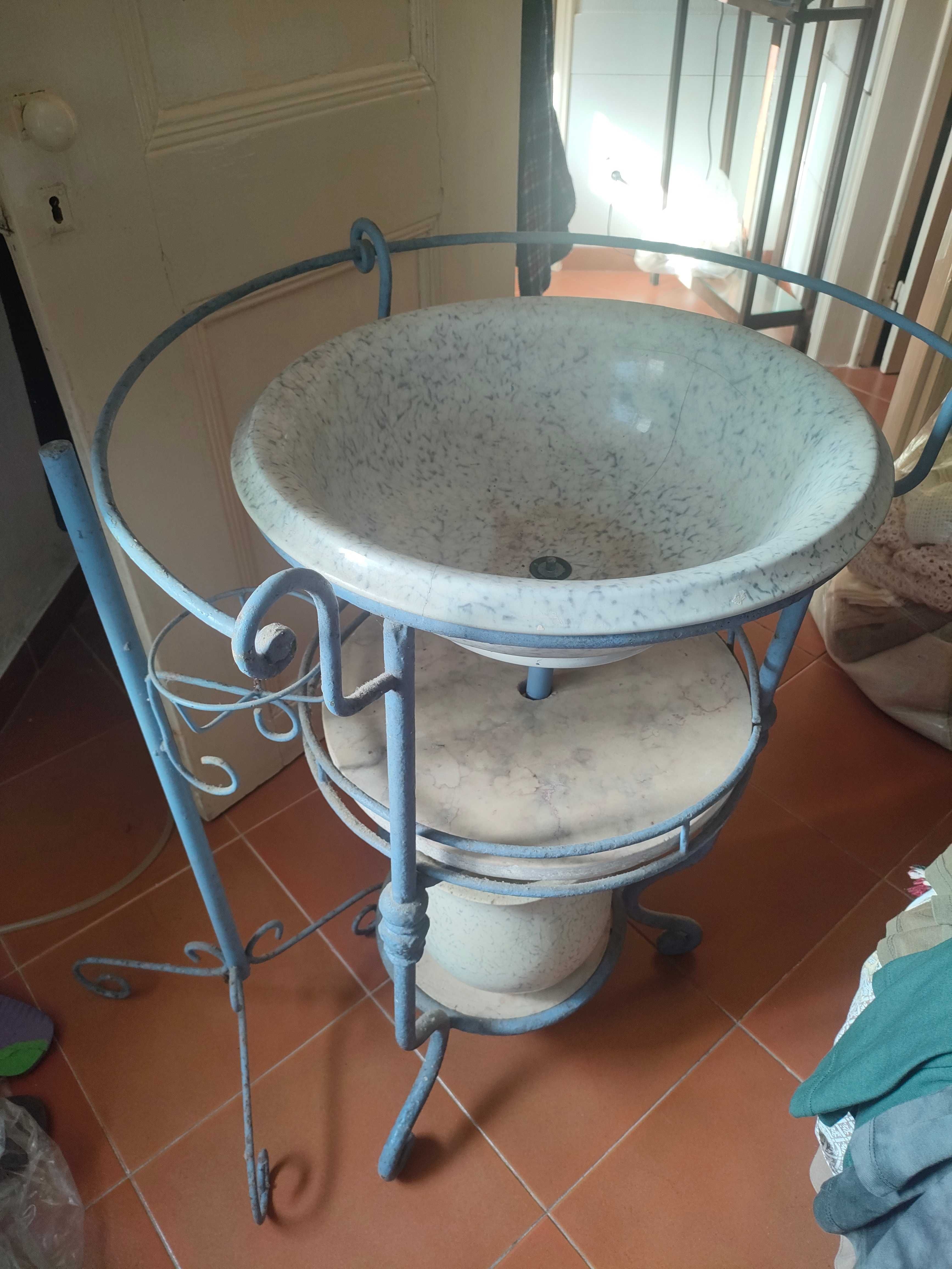 Lavatório/pia vintage