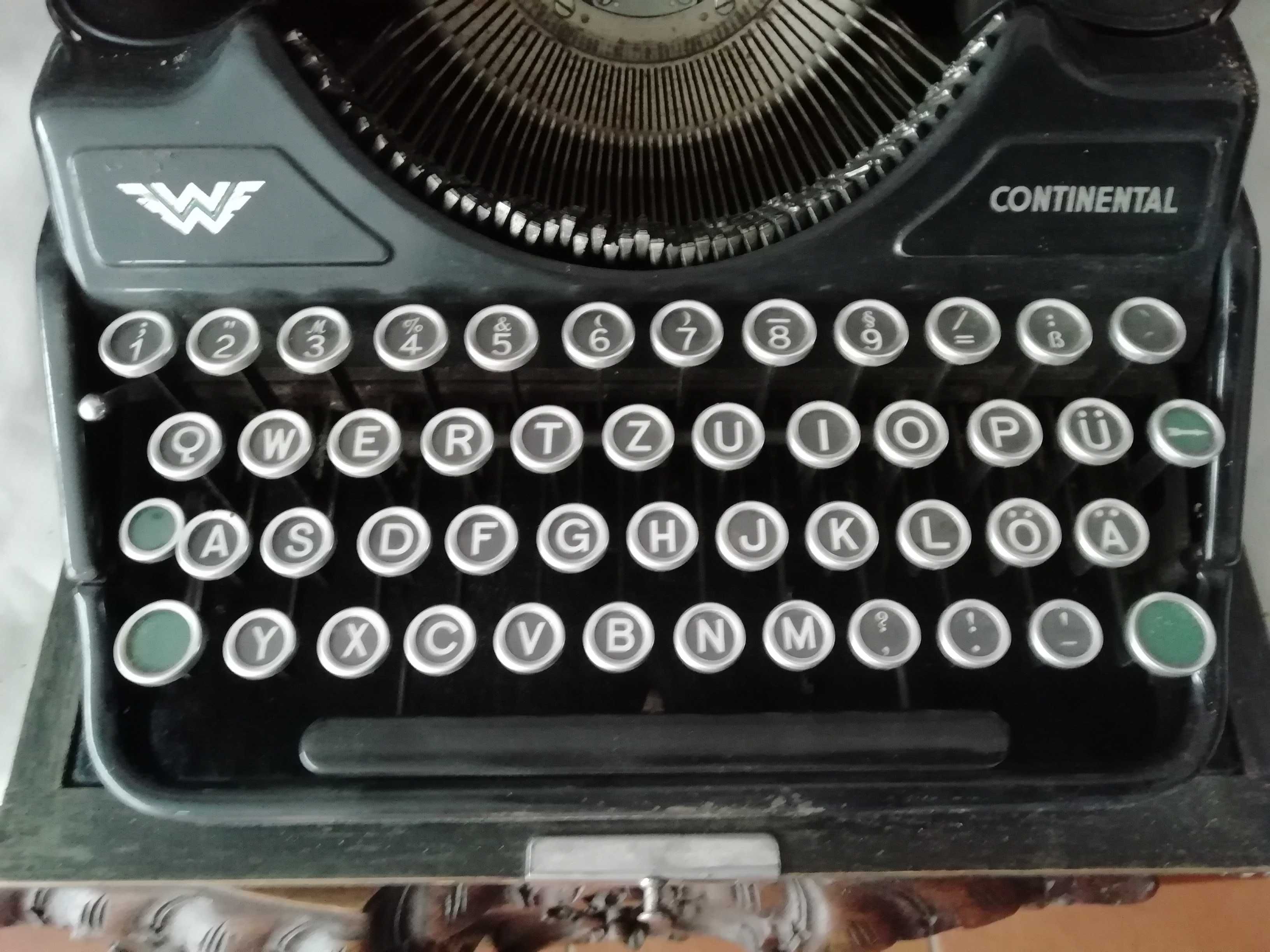 Máquina Royal  e Continental