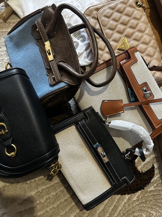 Сумочки  guess і під бренд гортайте оголошення