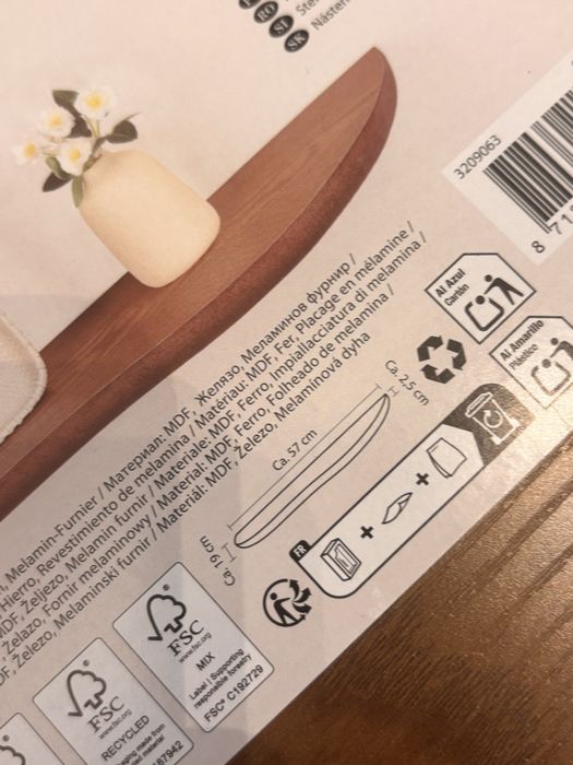 Półka o nieregularnym kształcie