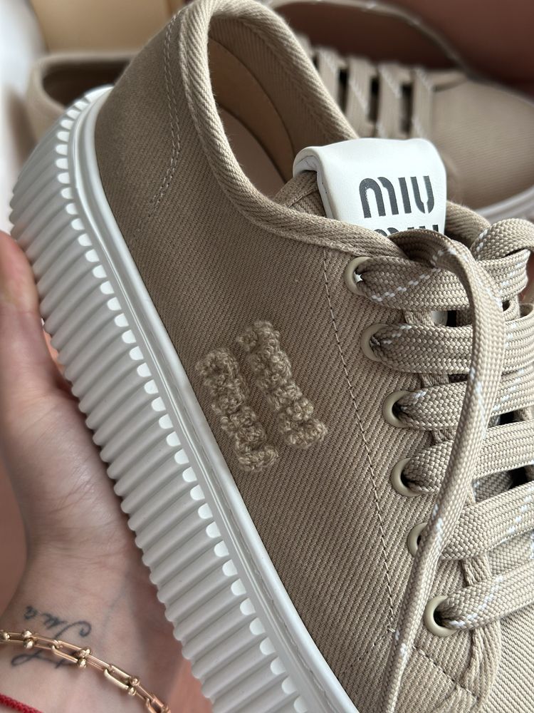 Кеди MIU MIU, НОВІ, в наявності! 25 см