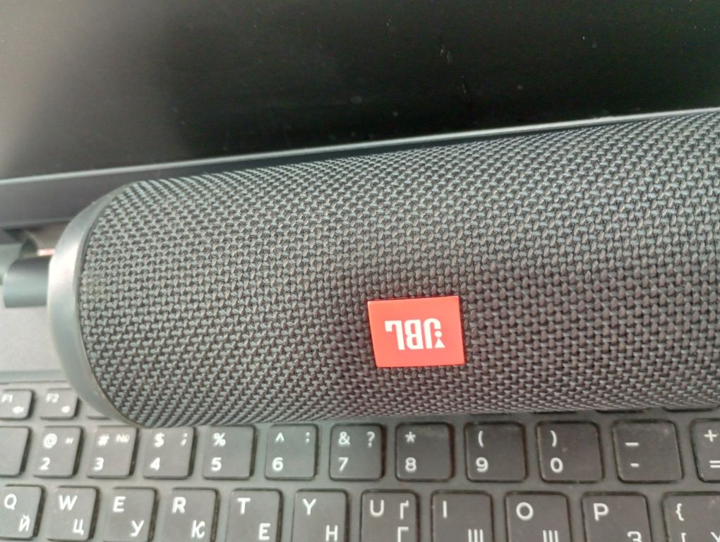 Колонка JBL FLIP 3.