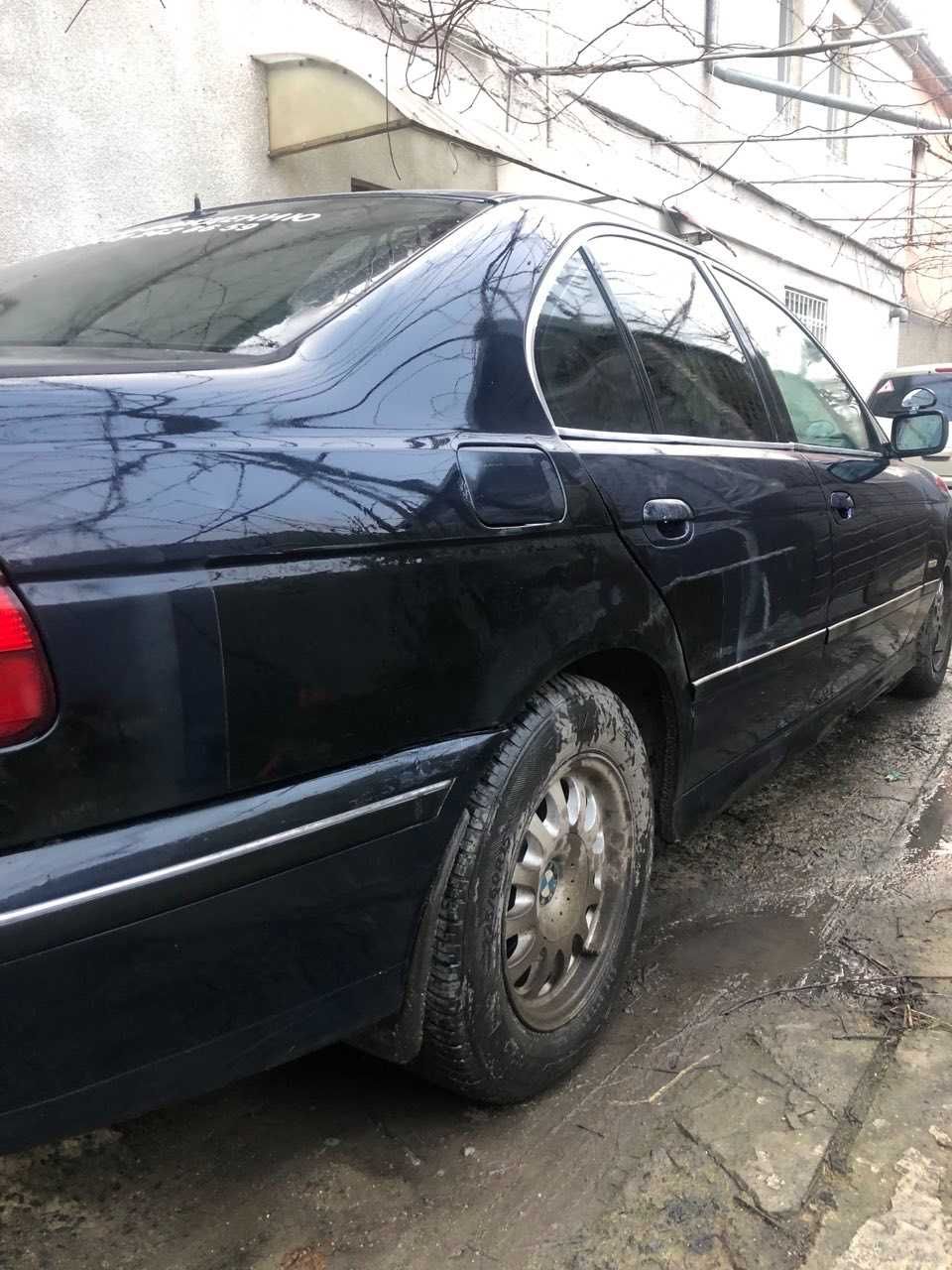 Срочно! BMW 5 Series 2000 года