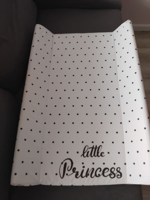 Przewijak na łóżeczko